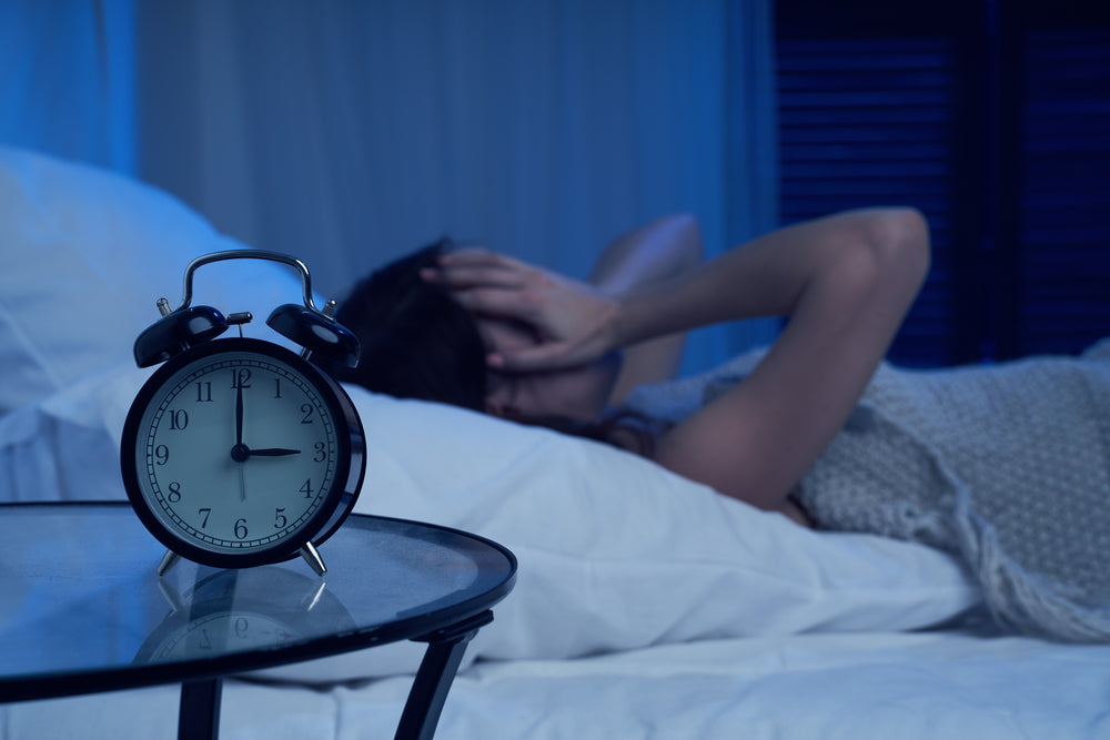 Por Qué No Podemos Dormir y Qué Está Haciendo Esto a Nuestra Salud